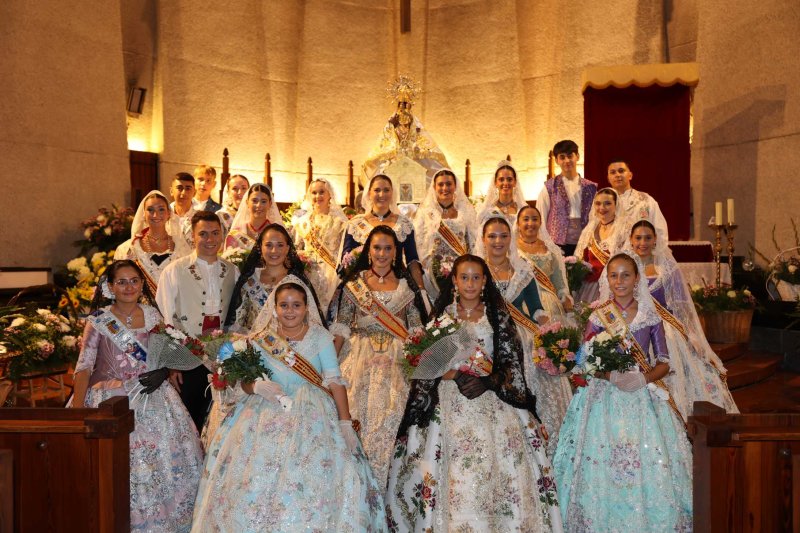 GALERIA de FOTOS de l'ofrena de flors a la Mare de Déu de Loreto de Xàbia GALERIA de FOTOS de l'ofrena de flors a la Mare de Déu de Loreto de Xàbia